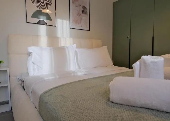 Ag Living Two 아파트 테살로니키